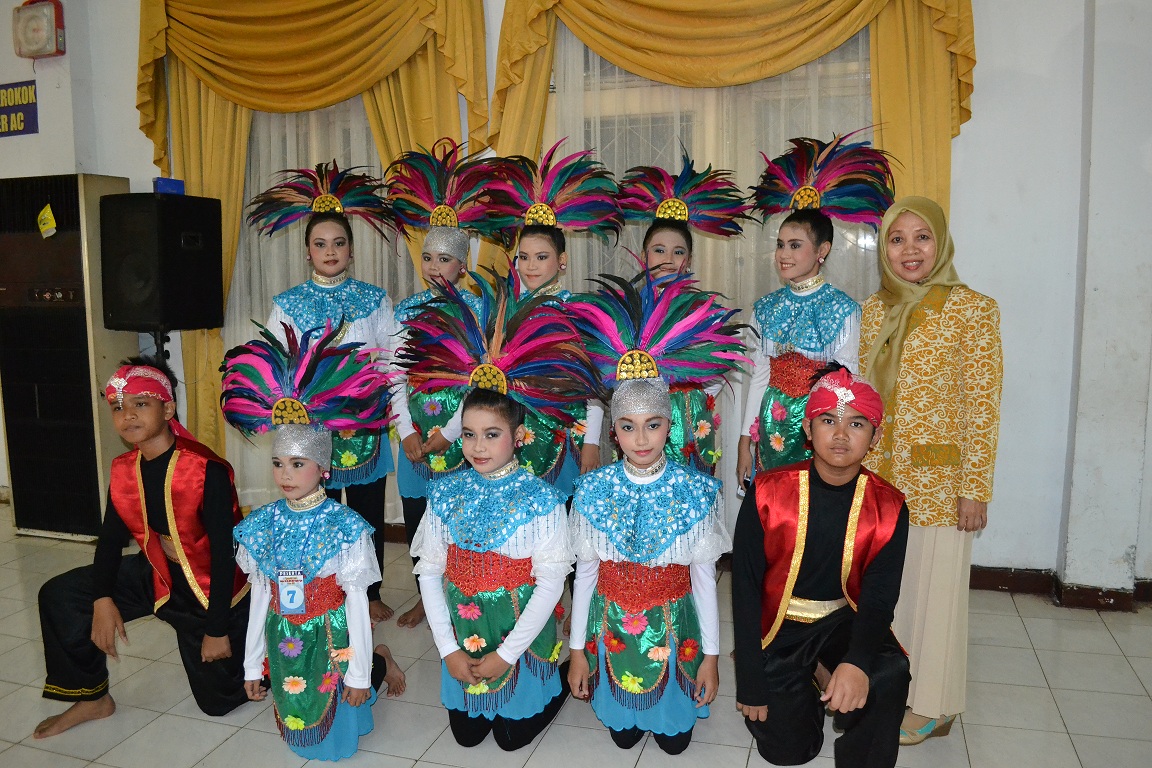 Kegiatan Lomba Tari kebudayaan indonesia